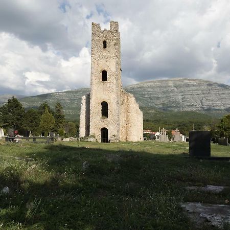 Villa Cetina Milasi Eksteriør billede