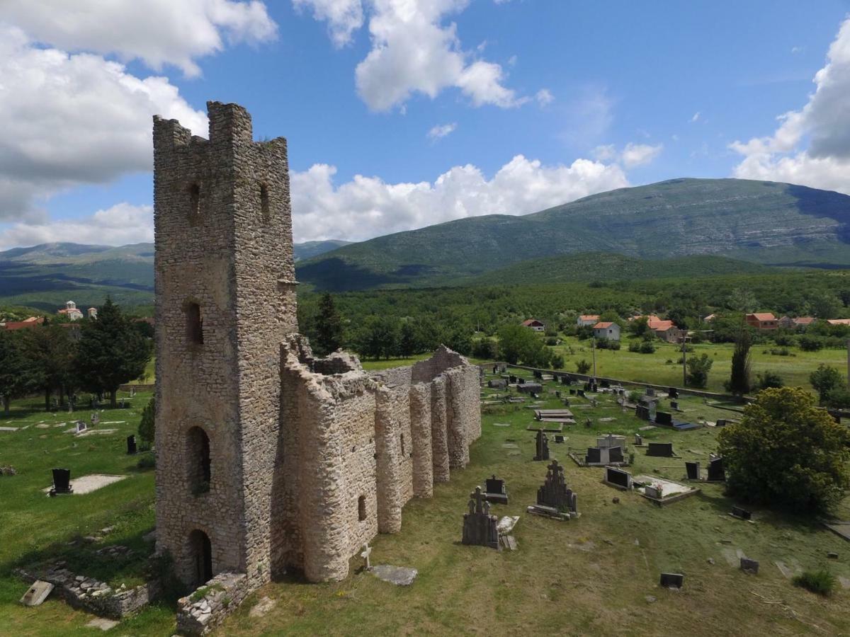 Villa Cetina Milasi Eksteriør billede