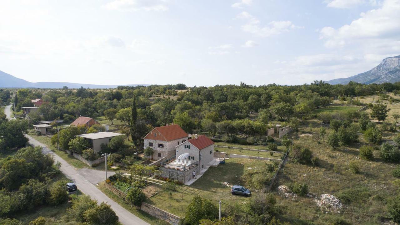 Villa Cetina Milasi Eksteriør billede