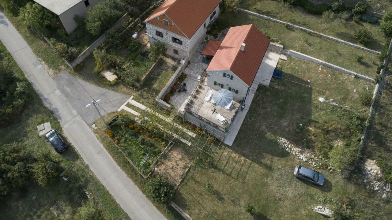 Villa Cetina Milasi Eksteriør billede