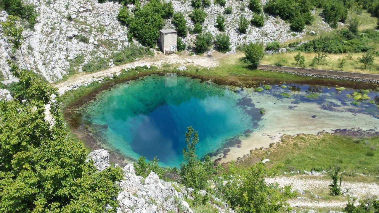 Villa Cetina Milasi Eksteriør billede